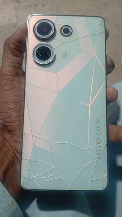 Tecno CAMON 20