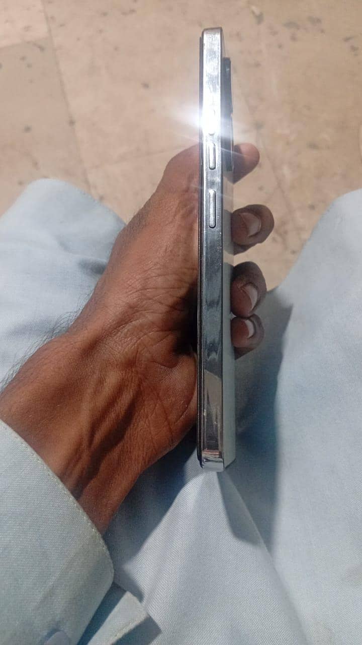 Tecno CAMON 20 1