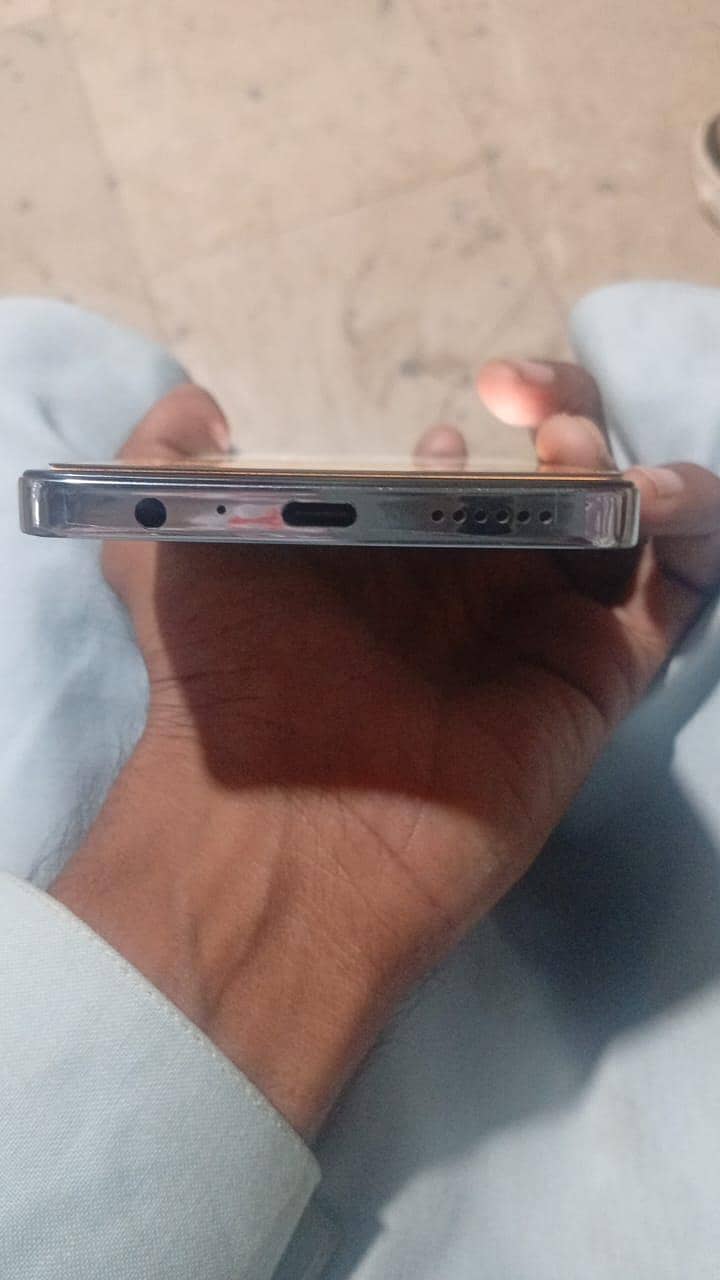 Tecno CAMON 20 7