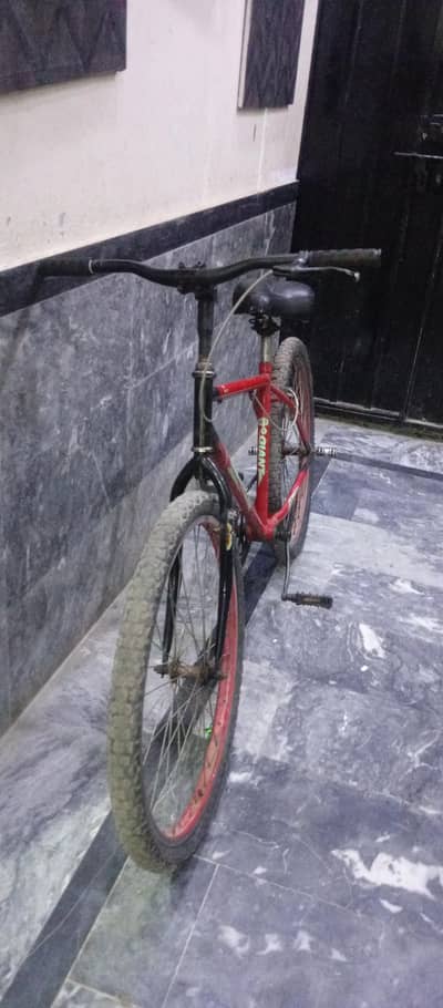 hit giant mountain bike