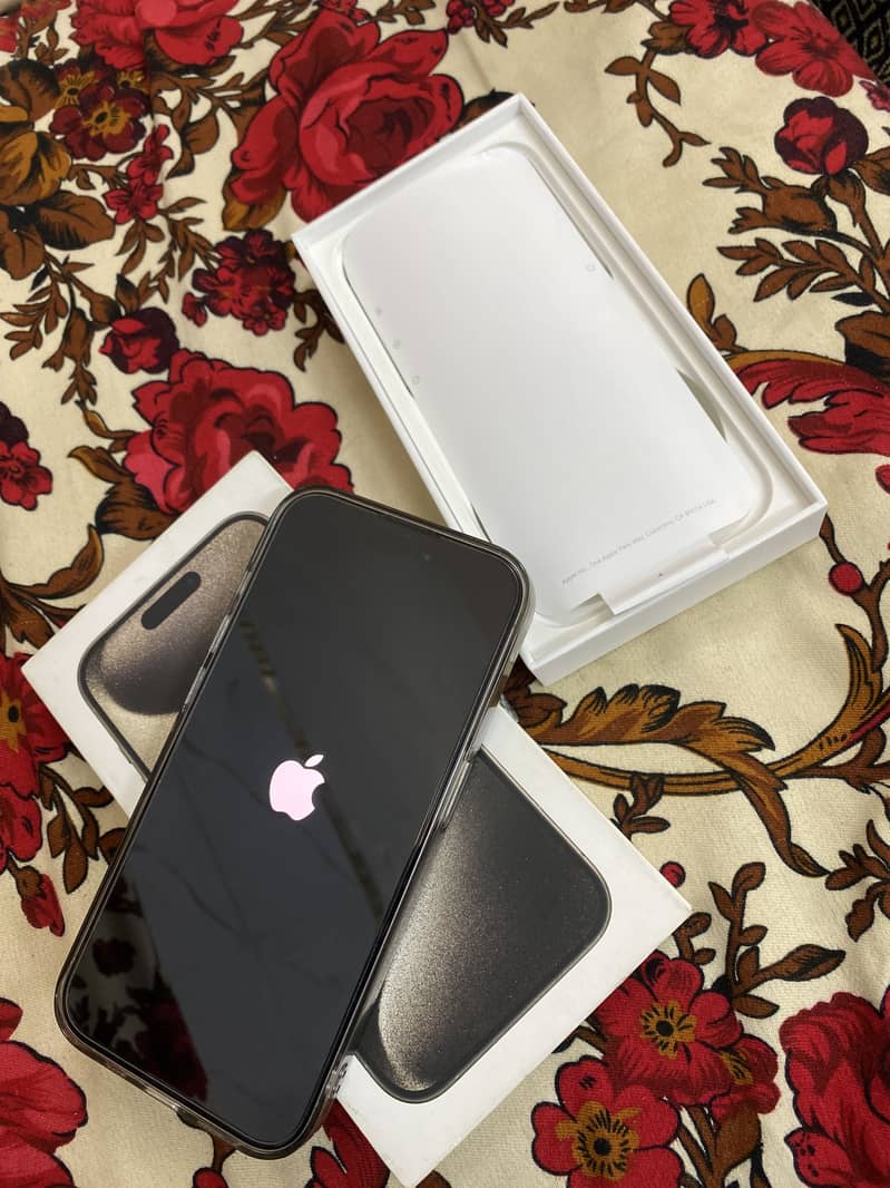 Apple iPhone 15 Pro 4
