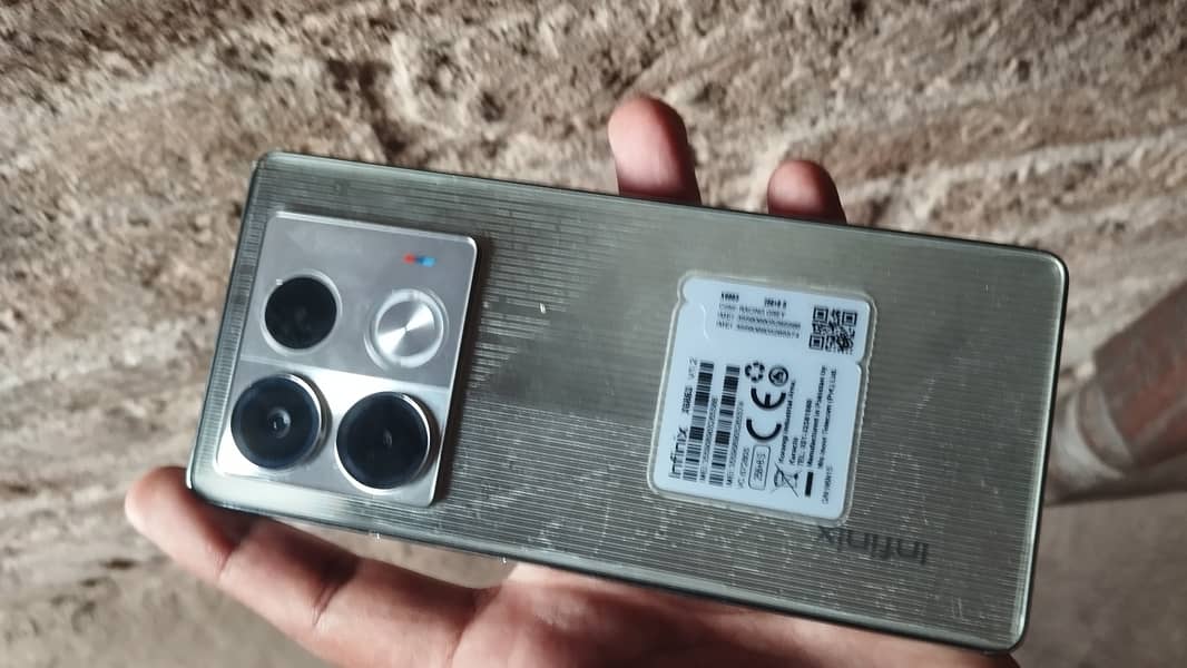 Infinix Note 40 6