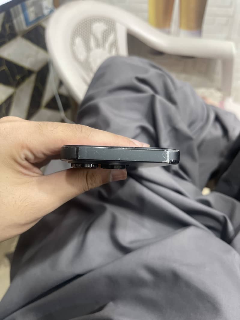 Apple iPhone 14 Pro 3