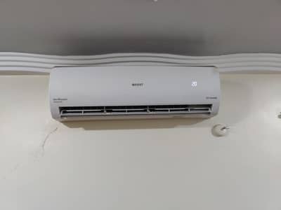orient and dawlance  1.5 ton invertor split ac 2