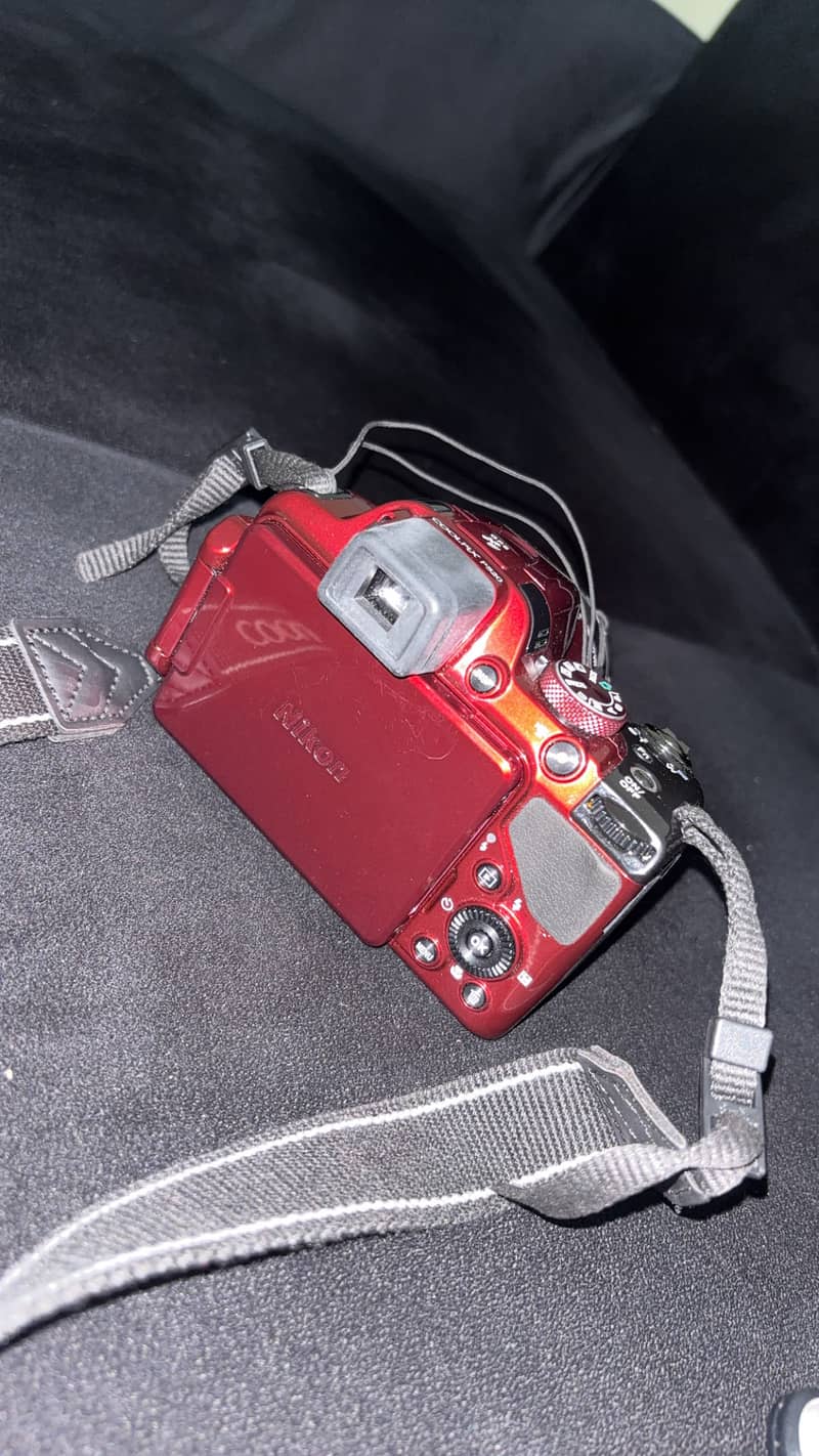 Nikon camera p520 2