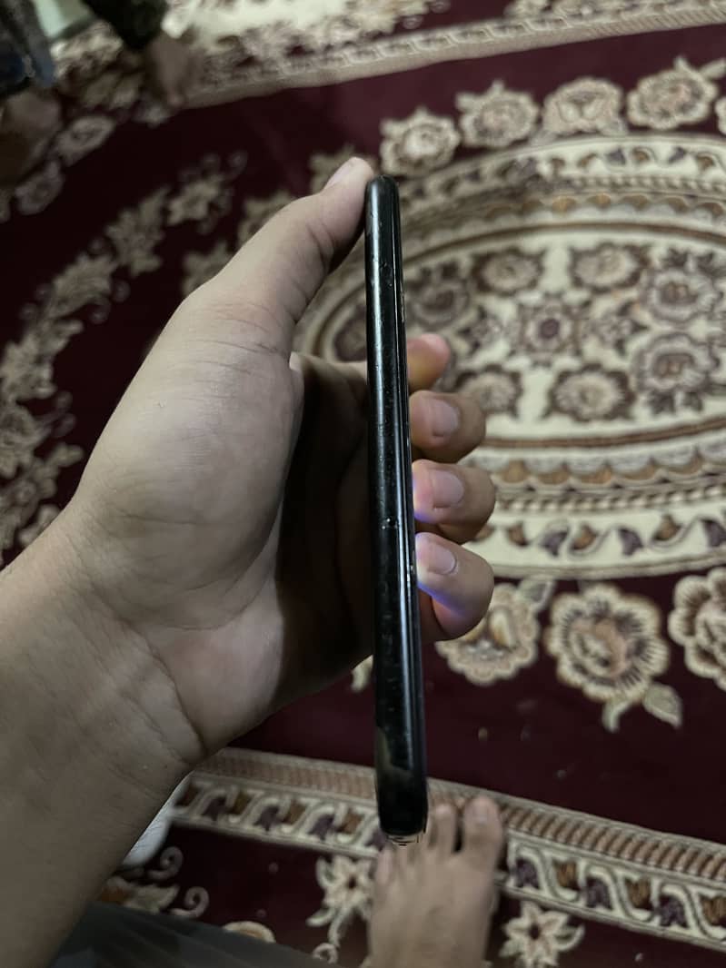 Google Pixel 4a 5