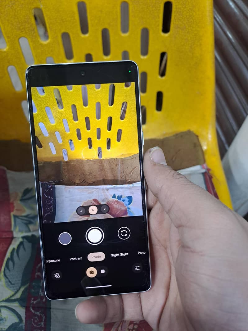 Google Pixel 7 4