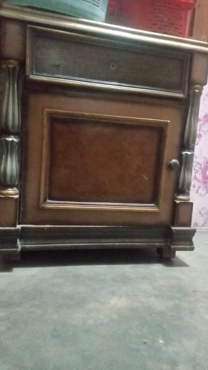 bed or side table Hain 6