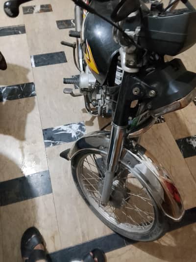 bik fur sal all ok ha koi masla ni ha all good