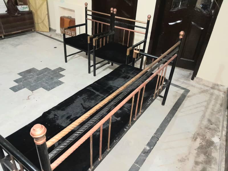 IRON SOFA SET 0