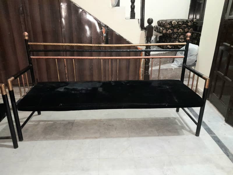 IRON SOFA SET 4