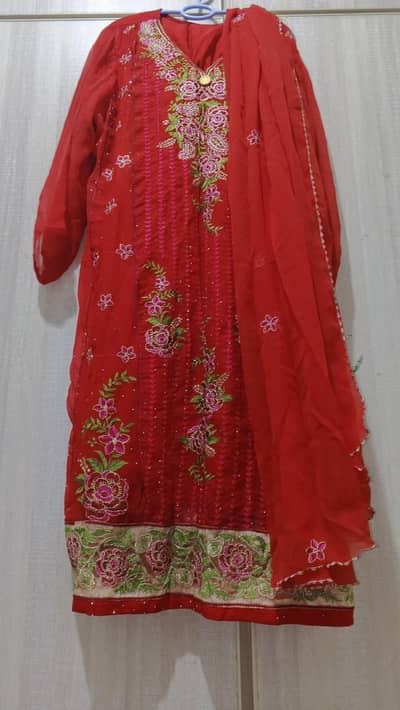 Red Embroidered 3-Piece Suit – Pre-Owned