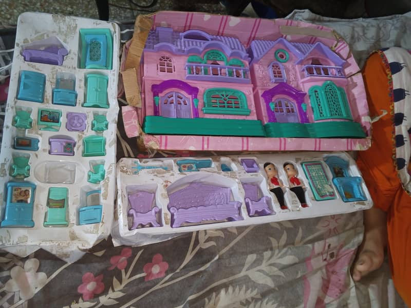 Doll house 4