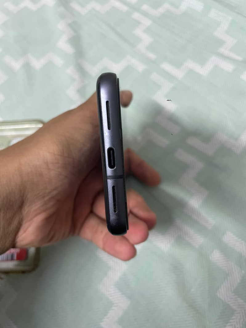 Google Pixel 8 3