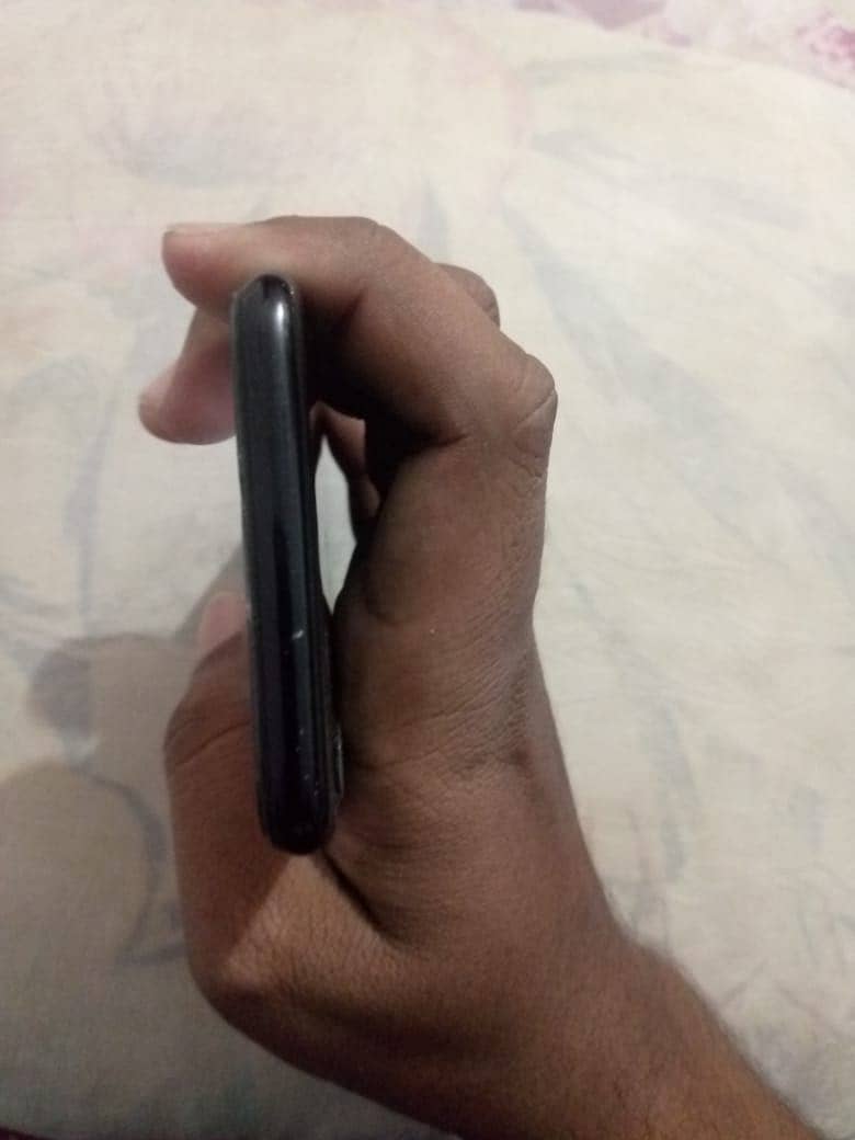 Apple iPhone 7 5