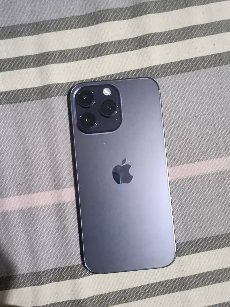 Apple iPhone 14 Pro Max 0