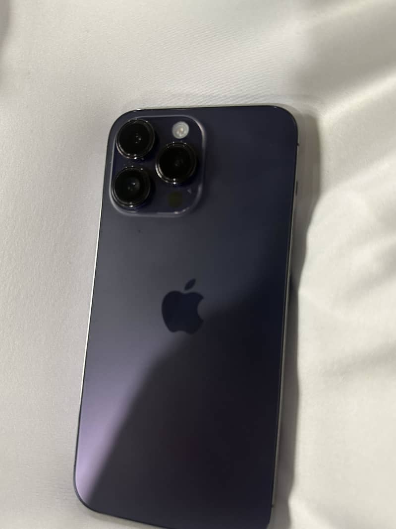 Apple iPhone 14 Pro Max 4