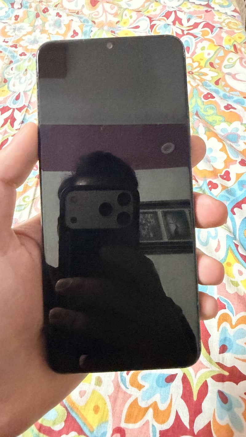 Realme C61 1