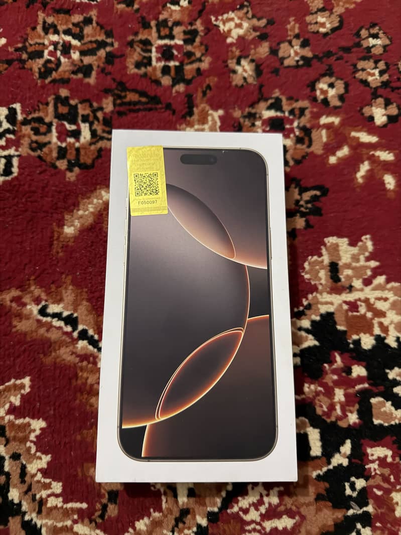 Apple iPhone 16 Pro Max 0