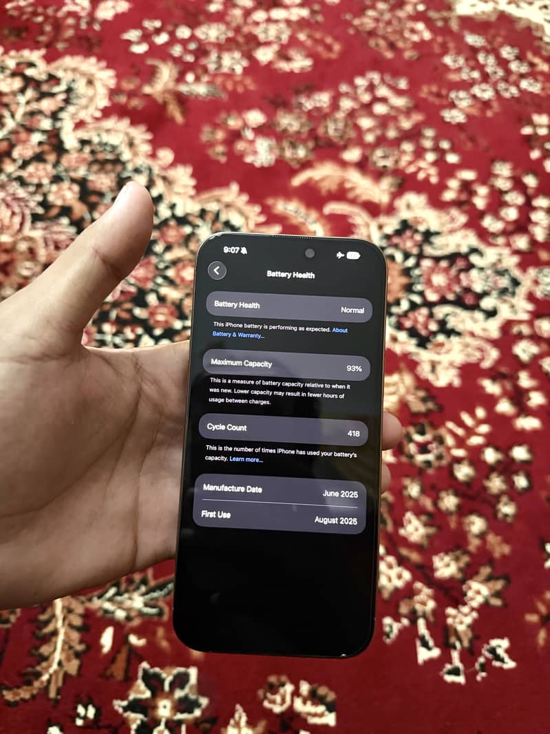 Apple iPhone 16 Pro Max 2