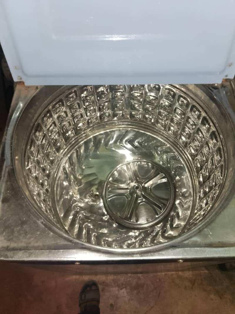 washer & dryer 6