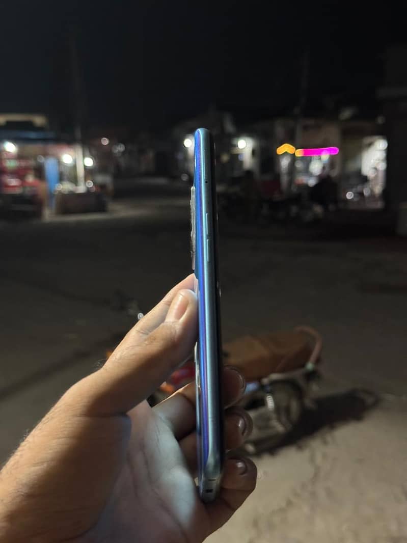 Realme 9i 4