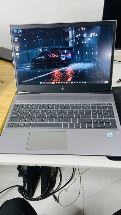 Hp elite book 1tb ssd 8gb ddr ryzan ram