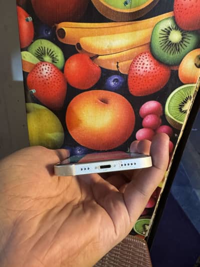 Apple iPhone 12 factory unlock 79% heath