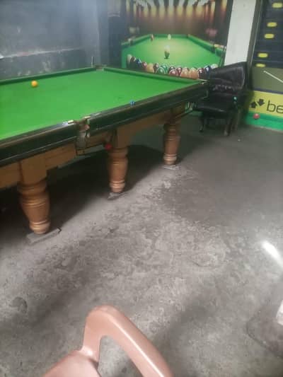 snooker table