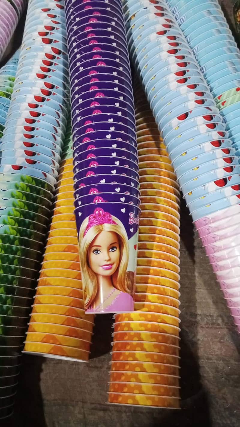 plastic Glasses 4