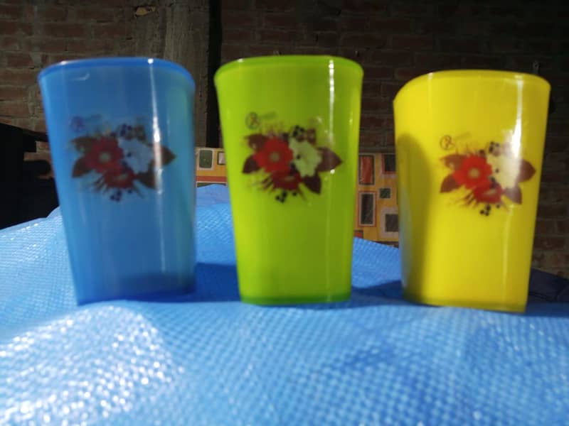 plastic Glasses 5