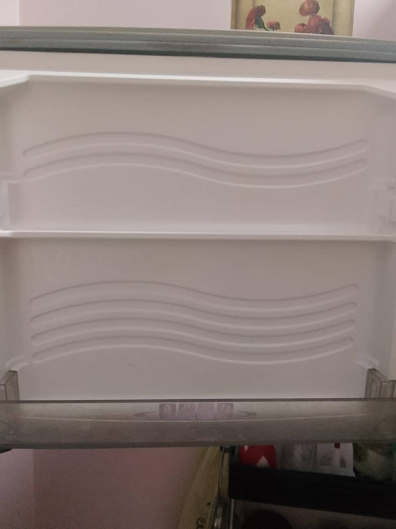 refrigerator 3