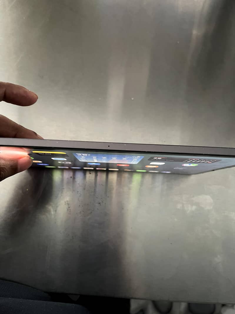ipad Pro 2020. . . 4