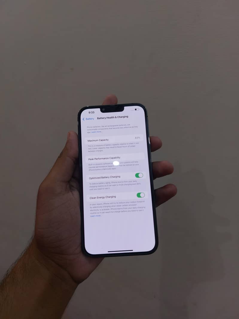 Apple iPhone 13 Pro Max. 6