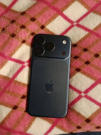 Apple iPhone 17 Pro jv