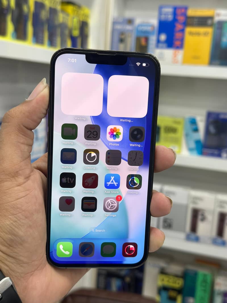 Apple iPhone 13 Pro 1
