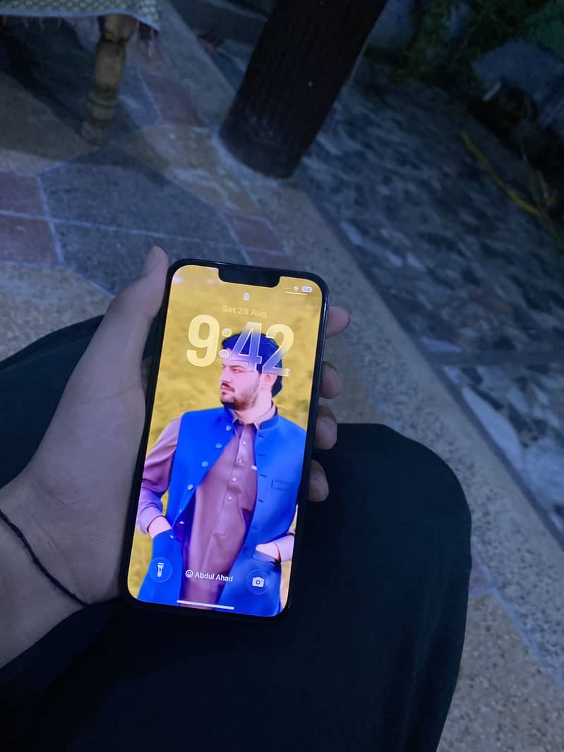 Apple iPhone 13 1