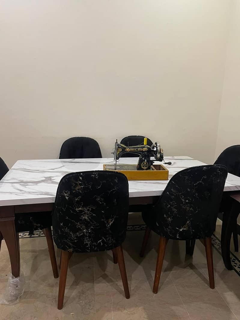 6 seat Dining table 1