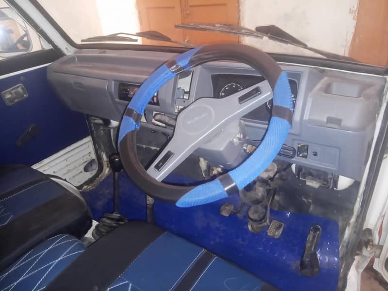 Suzuki bolan 1