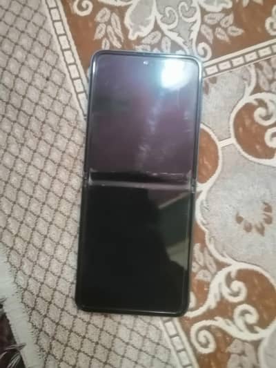 Samsung Mobile Z Flip 4 with box
