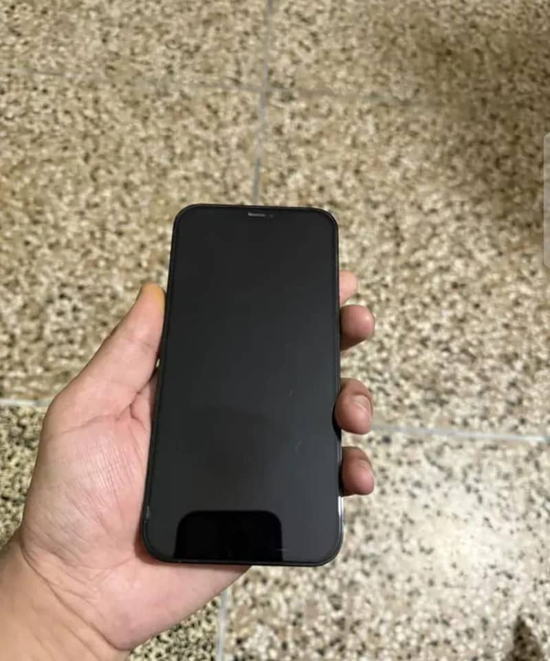 Apple iPhone 12 Pro 1