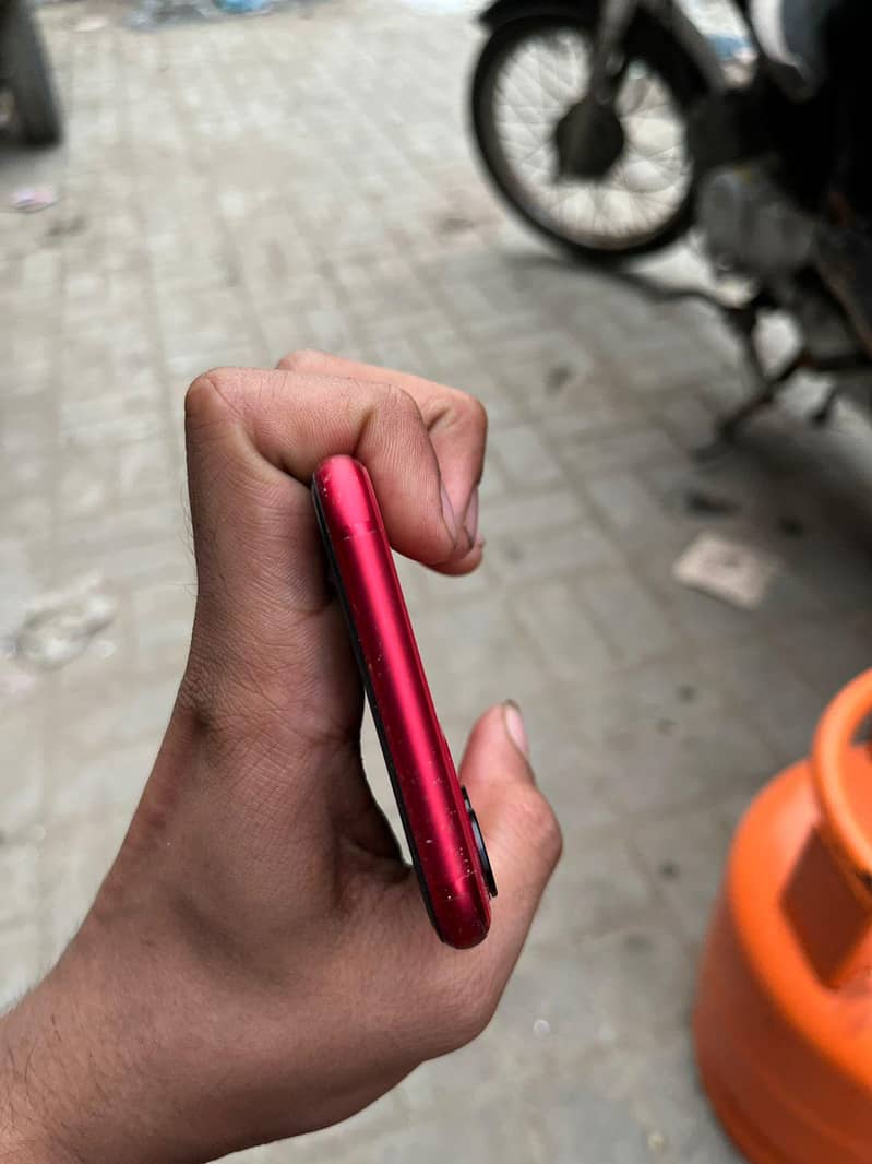 Apple iPhone 11 3