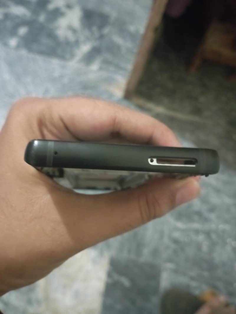 Samsung Mobile Note 9 Panel 1