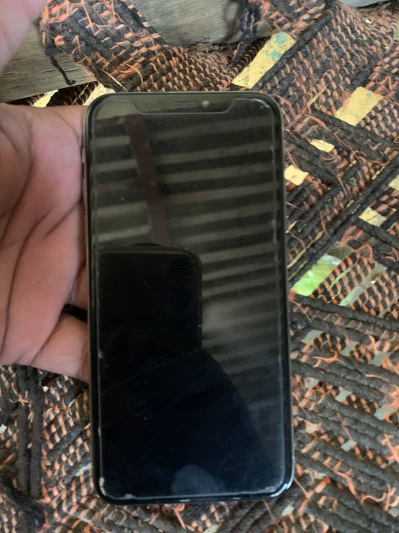 Apple iPhone X 0