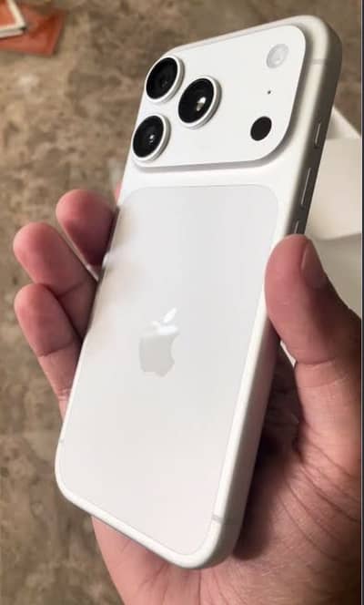 Apple iPhone 17 Pro