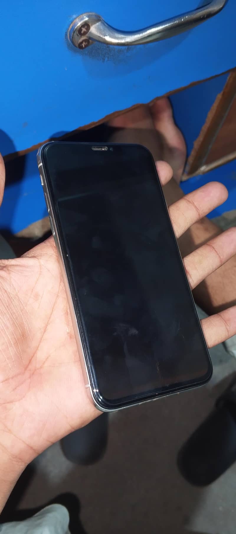 Apple iPhone X 3