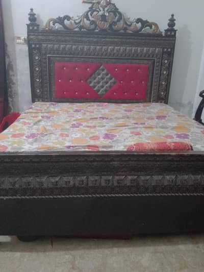 Bed set 2 side tables 1 dressing & 1 bartan almari