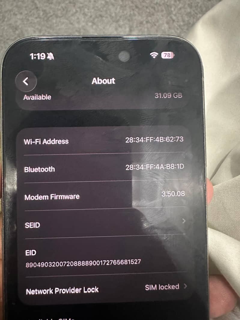 Apple iPhone 15 Pro 3