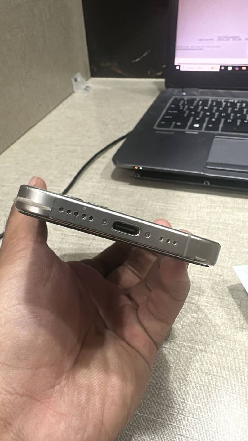 Apple iPhone 15 Pro 5