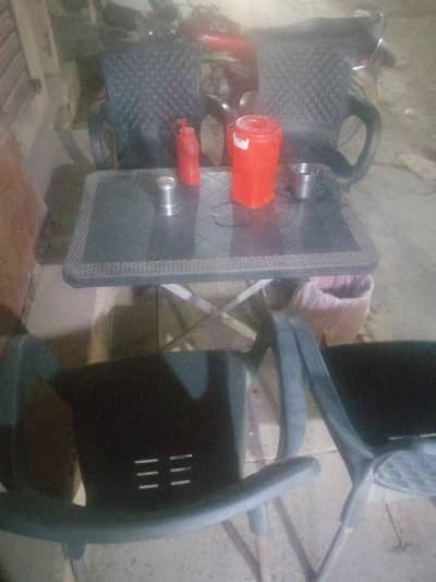 kursi table